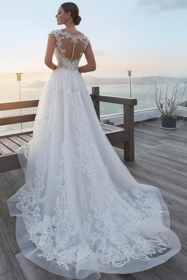 Off-the-Shoulder Tulle Aline Wedding Dress Lace Appliques Bridal Dress