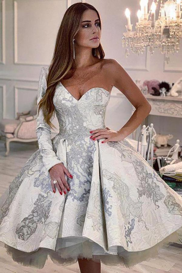 Fashion One-Shoulder Floral Short Wedding Dress