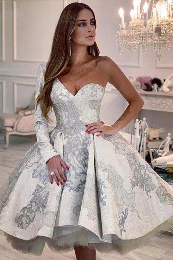 Fashion One-Shoulder Floral Short Wedding Dress