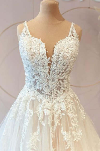 Chicloth V-Neck Bridal Dress Sleeveless Tulle With Lace Appliques