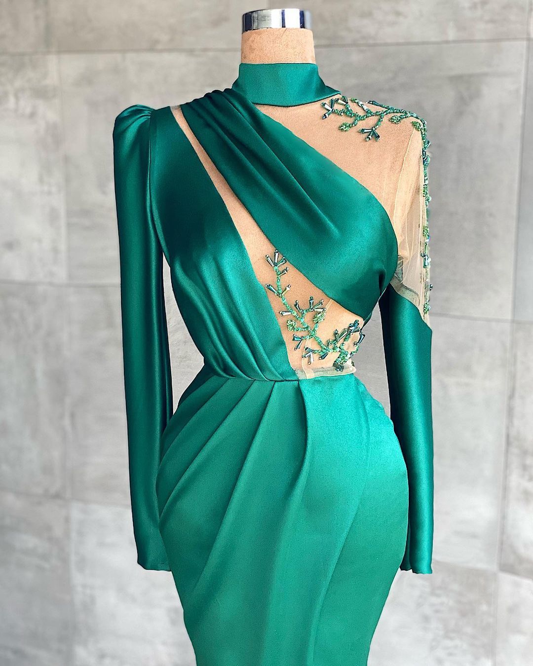 Chicloth Green One Shoulder Long Sleeves Prom Dress Mermaid With Slit