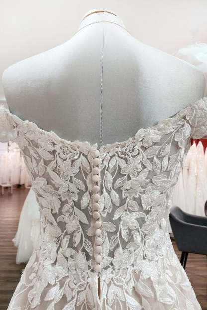 Chicloth Graceful Off The Shoulder Tulle Lace Ruffles A-Line Wedding Dresses