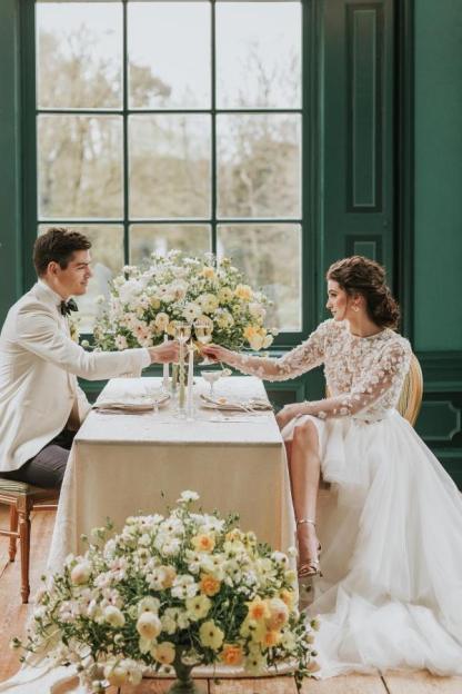 Chicloth Long Sleeves Hi-Lo Wedding Dress With Lace Appliques