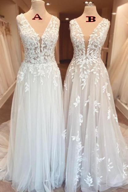 Chicloth Lace Appliques Wedding Dress Sleeveless Tulle Online
