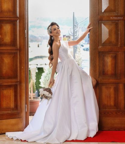 Chicloth Off-the-Shoulder White Wedding Dress Satin With Slit