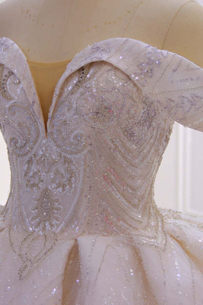 Chicloth Luxury Ball Gown Off-the-Shoulder Wedding Dress Tulle Sequined Beadings Sleeveless Bridal Gowns Online