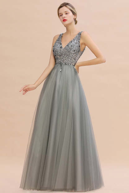 Chicloth Glamorous V-Neck Sleeveless Prom Dress Long Tulle Evening Gowns With Crystals