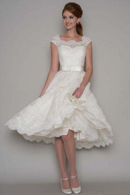 Cap Sleeve White Lace Appliques A-Line Short Dress