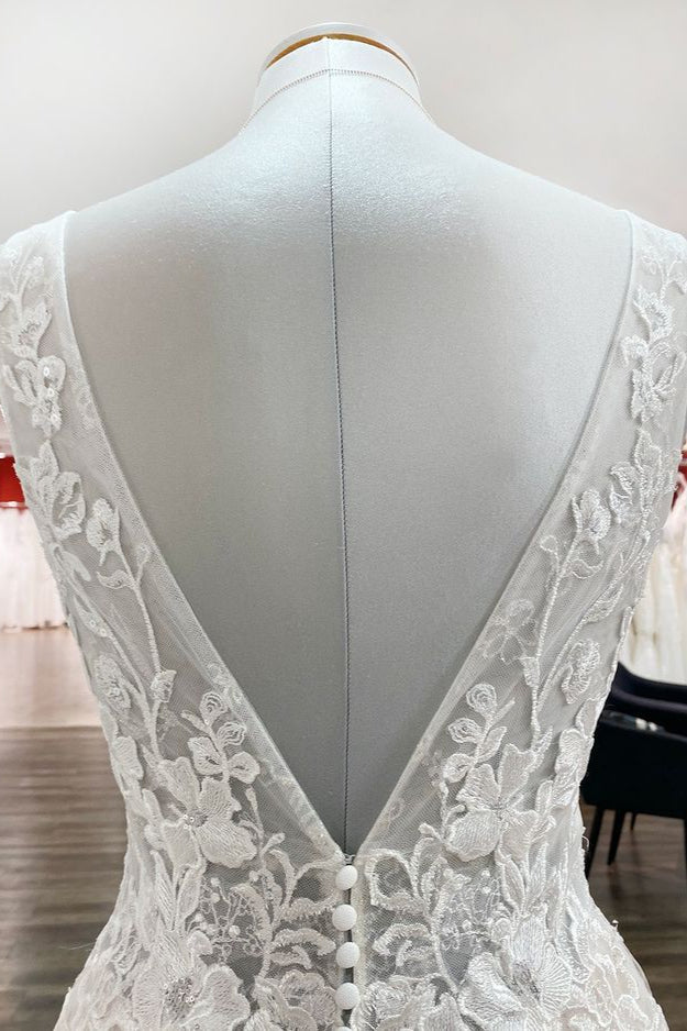 Chicloth Elegant Tulle Deep V Neck Sleeveless Lace A-Line Weddding Dresses