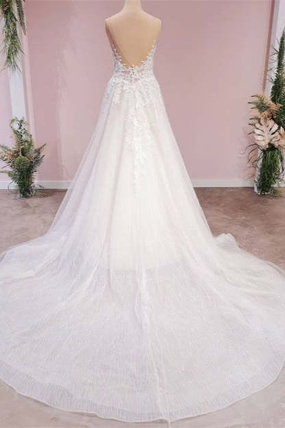 Chicloth Gorgeous Sleeveless Tulle Wedding Dress With Lace Appliques