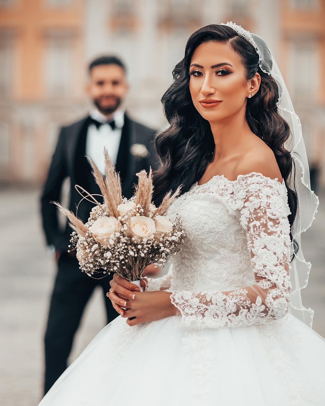 Chicloth Long Sleeves Ball Gown Wedding Dress Off-the-Shoulder With Appliques