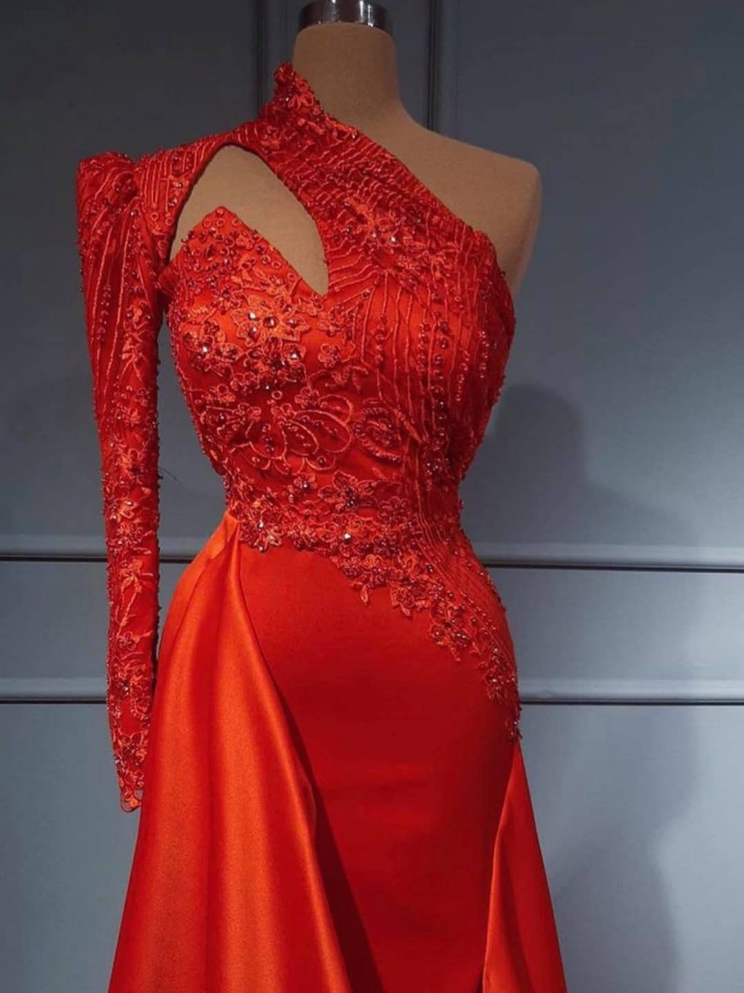 Chicloth Red Long Sleeves Lace Prom Dress Mermaid