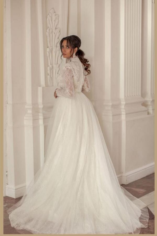 Designer Wedding Dresses With Sleeves | Boho wedding dresses with lace