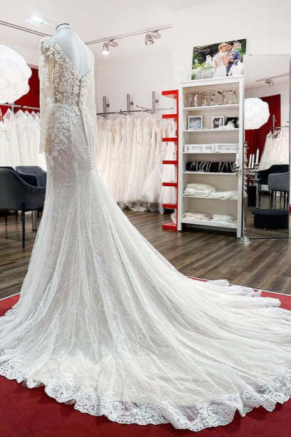 Chicloth Sweetheart Long Sleeves Tulle Ivory Mermaid Wedding Dresses