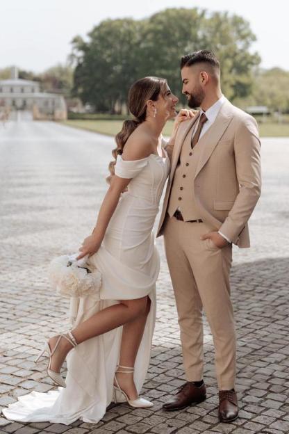 Chicloth Off-the-Shoulder White Wedding Dress Mermaid With Slit