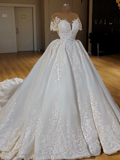 Chicloth Elegant Jewel Shortsleeves A-line Wedding Dresses White Ruffles Lace Bridal Gowns With Appliques On Sale