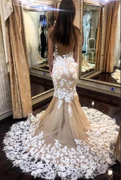 Chicloth Cap Sleeves Mermaid Wedding Dress Open Back With Appliques