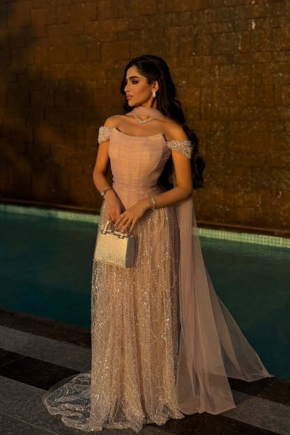 Off-the-Shoulder Floor Length Sheath Evening Dresses