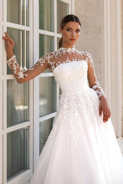 Stylish Tulle Lace Aline Wedding Dress Long Sleeves Bridal Dress