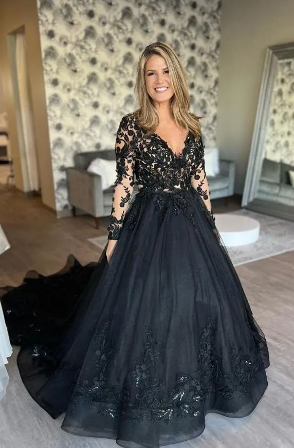 Chicloth Black Wedding Dress Long Sleeves With Lace