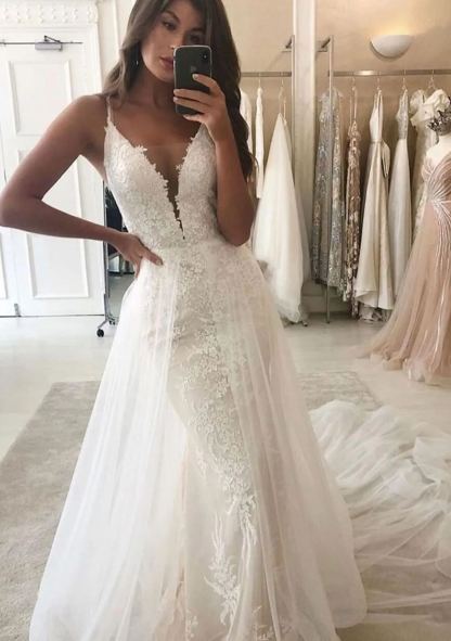 Chicloth Spaghetti-Straps Mermaid Wedding Dress Lace With Tulle Overlay