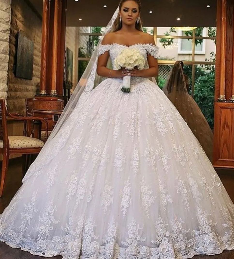 Chicloth Ball Gown Off-the-Shoulder Lace Wedding Dress Online