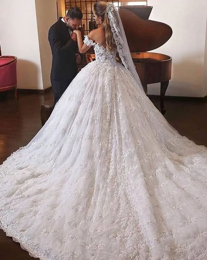 Chicloth Ball Gown Off-the-Shoulder Lace Wedding Dress Online