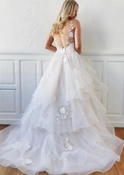Chicloth V-Neck Sleeveless Appliques Wedding Dress With Ruffles