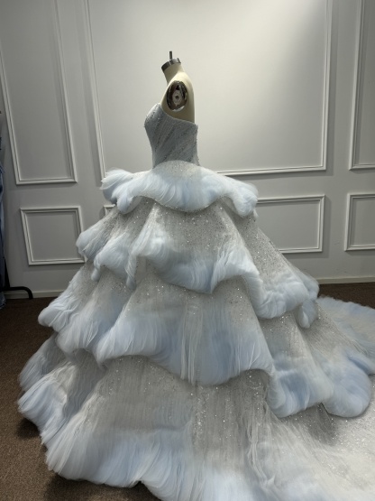 Strapless Tulle Ball Gown Beadings A-Line Prom Dress with Ruffles