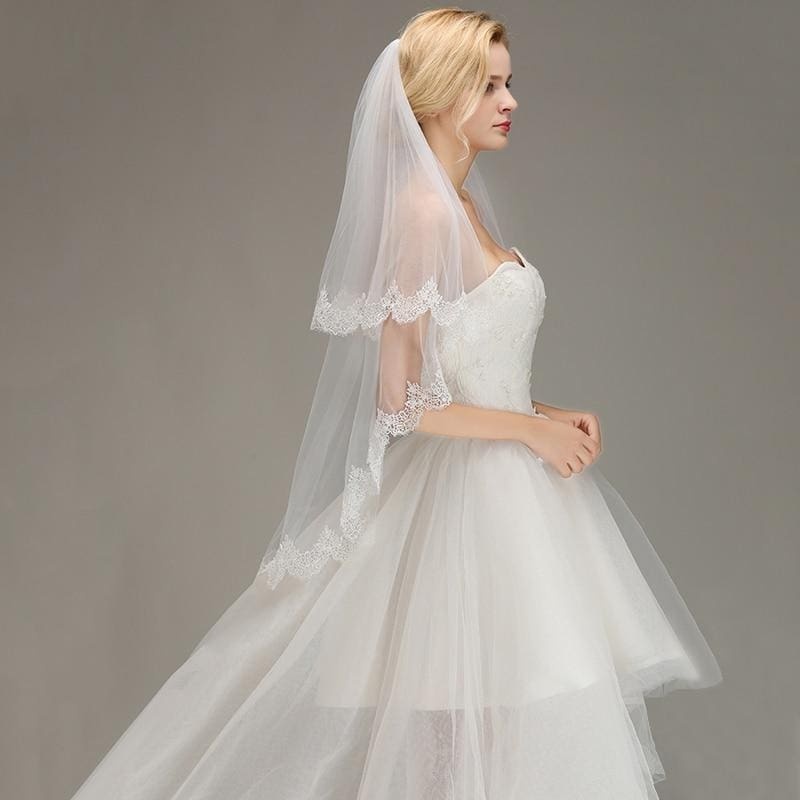 Lace Edge Short with Comb Two Layers Wedding Veils | Bridelily - wedding veils