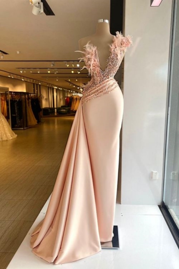 Stunning Champagne Satin Sheath Prom Dress V-neck Feather Long Evening Gown