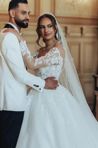 Gorgeous Designer Wedding Dresses A line Tulle Lace Ball Gown Long Seeves