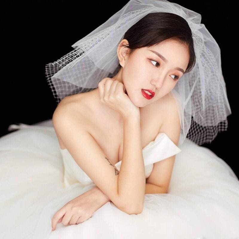 Multi-Layer Short Shoulder Length Wedding Veils | Bridelily - wedding veils