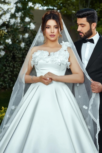 One Shoulder Satin Bridal Gowns 3D Flowers Aline Wedding Dresses 