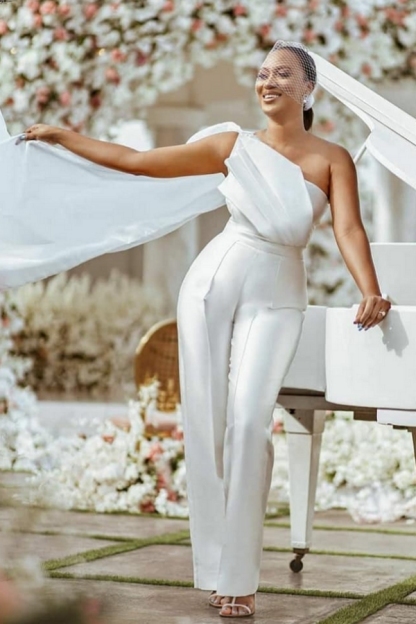  Elegant One Shoulder White Wedding Jumpsuit with Cape Ruffle Satin Wedding Dress