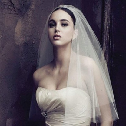Short Two Layer 75Cm Veiling Combe Wedding Veils | Bridelily - wedding veils