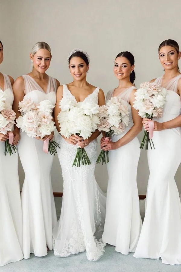 Modest V-Neck Chiffon Tulle Trumpet/Mermaid Bridesmaid Dresses