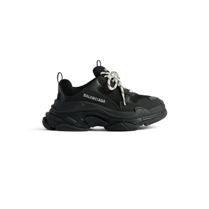 WOMEN'S TRIPLE S SNEAKER IN BLACK