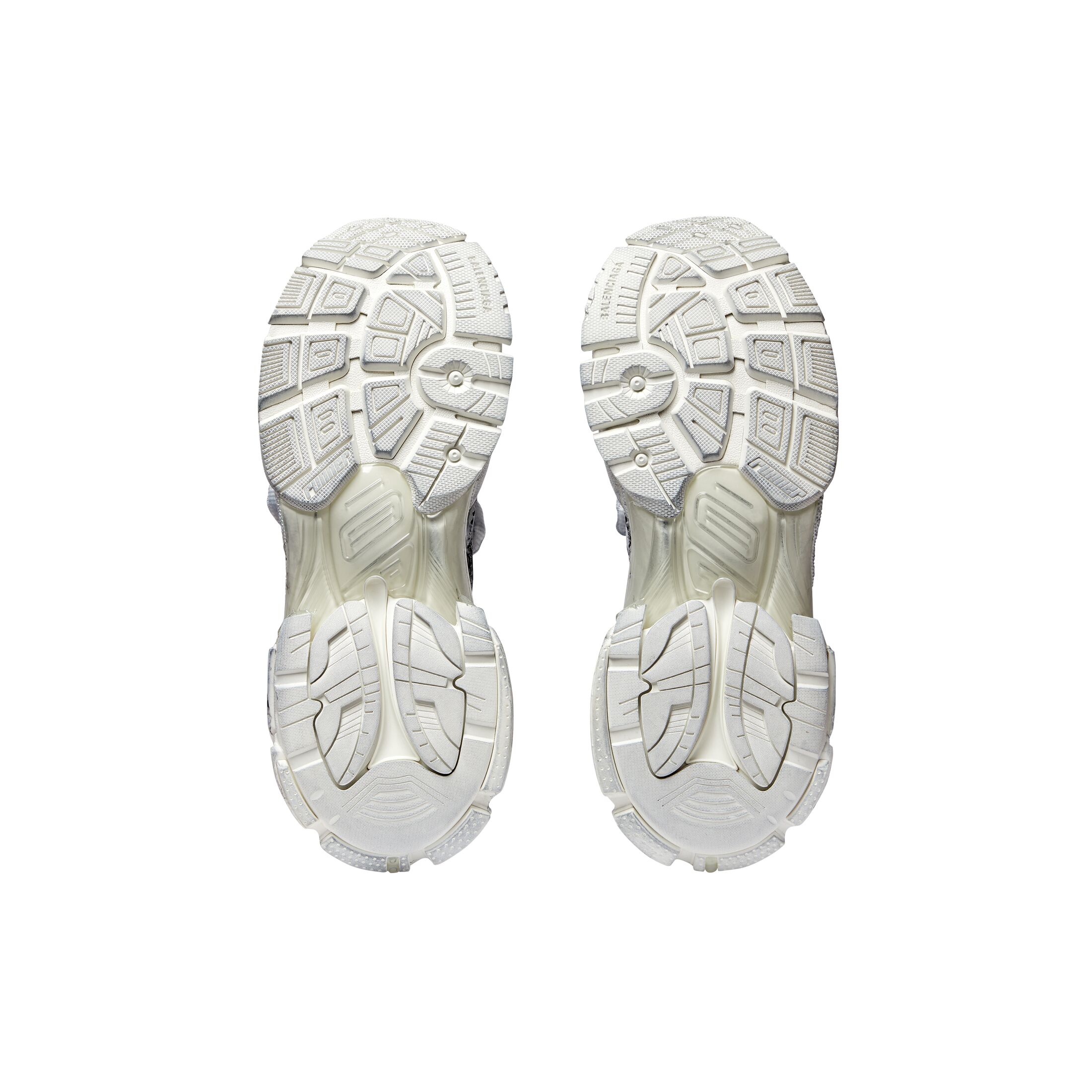 WOMEN'S RUNNER GRAFFITI SNEAKER IN WHITE