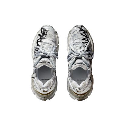WOMEN'S RUNNER GRAFFITI SNEAKER IN WHITE