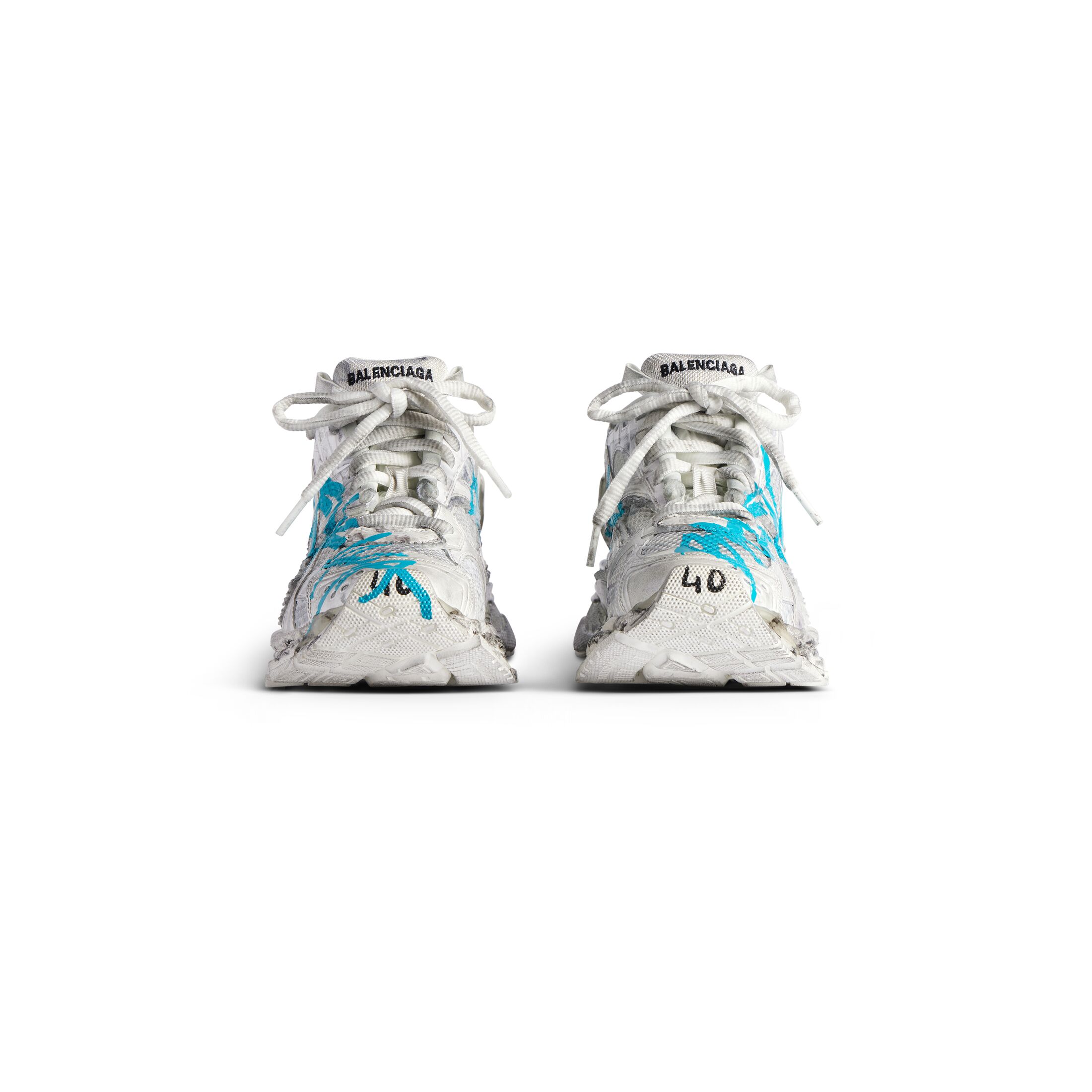 WOMEN'S RUNNER GRAFFITI SNEAKER IN WHITE/BLUE