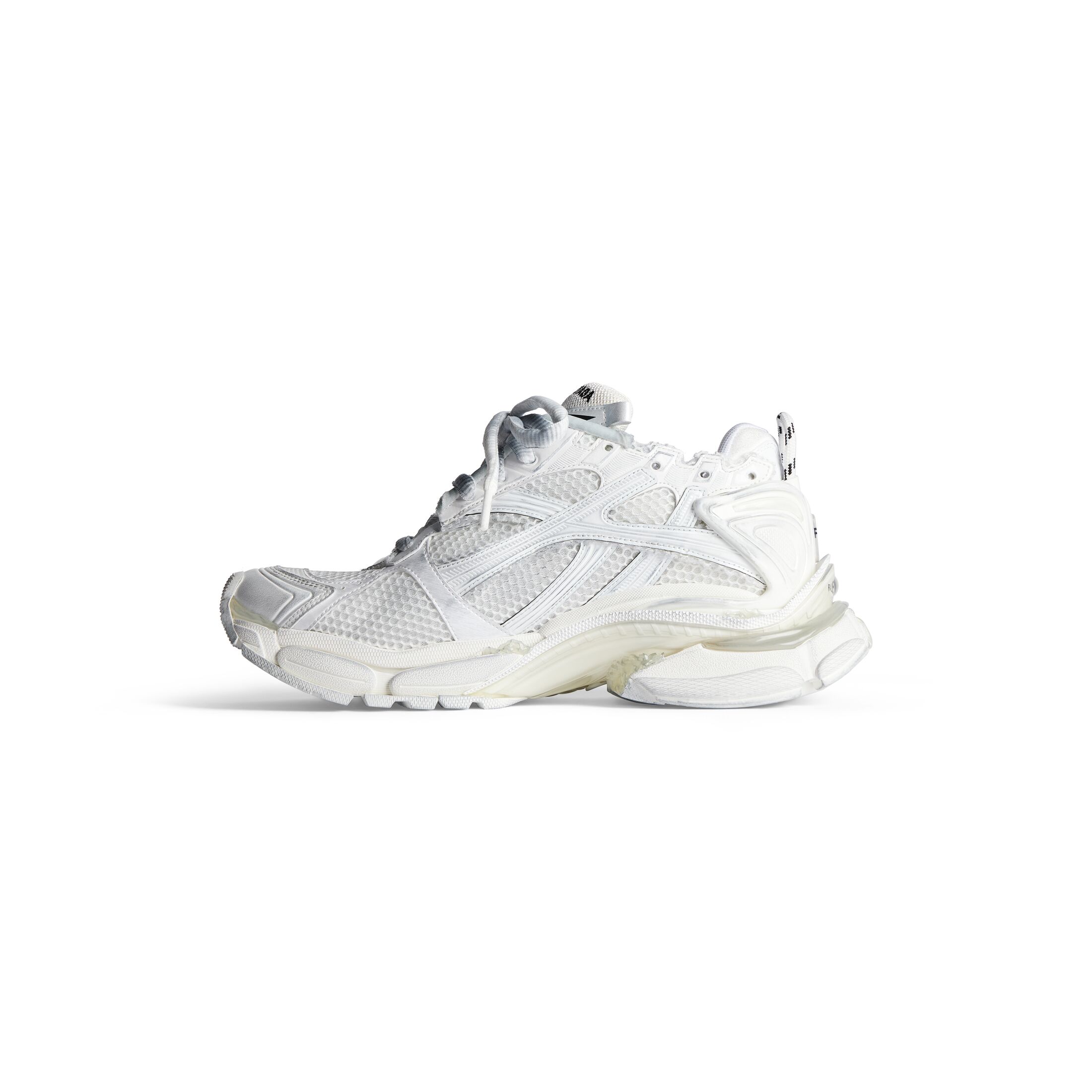 WOMEN'S RUNNER SNEAKER IN WHITE