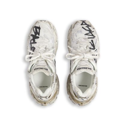 MEN'S RUNNER GRAFFITI SNEAKER IN WHITE