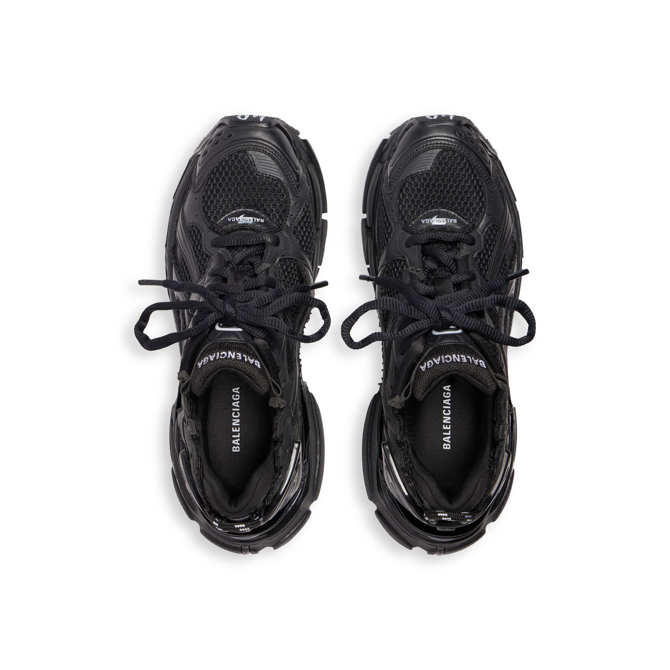 MEN'S RUNNER SNEAKER IN BLACK
