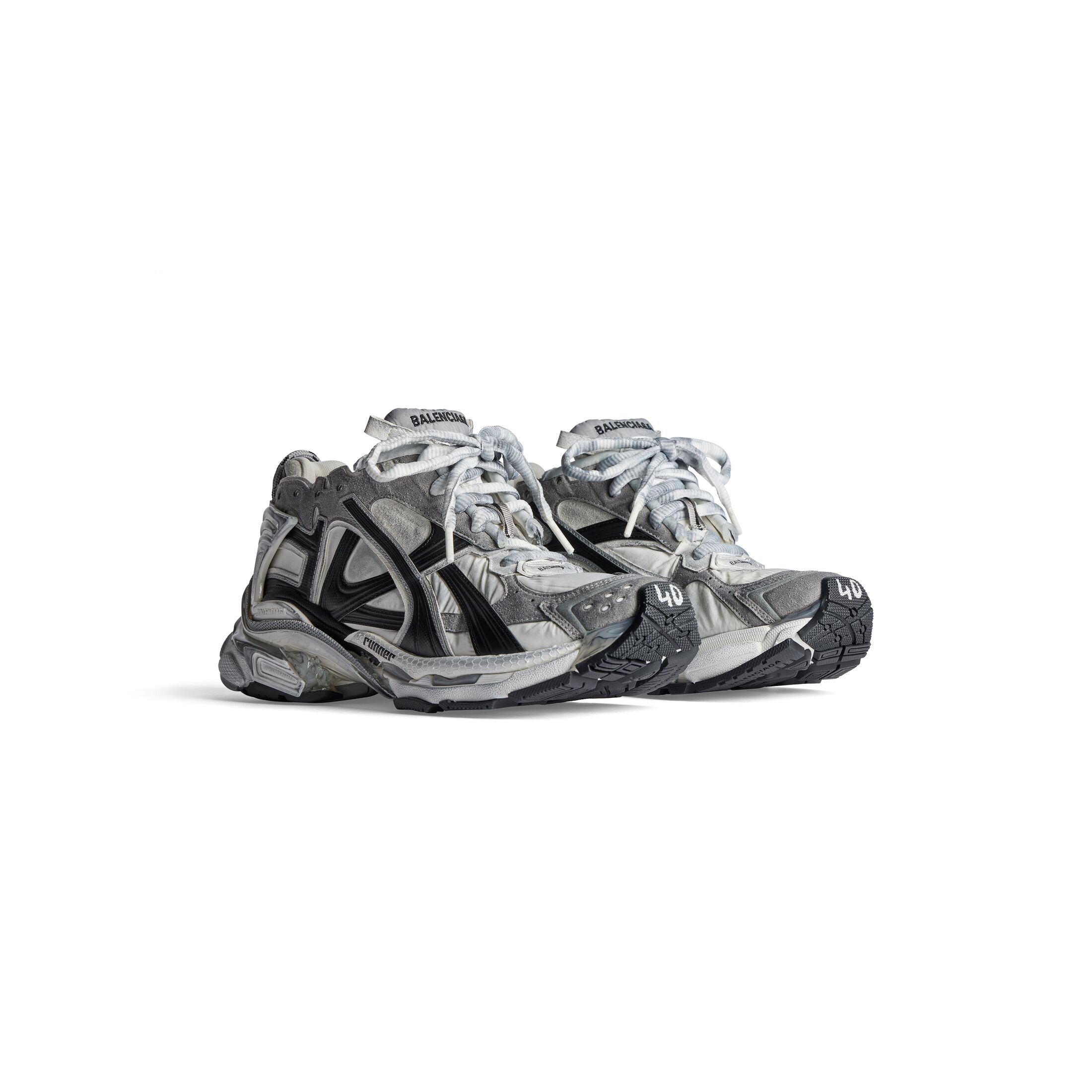 MEN'S RUNNER SNEAKER IN GREY/WHITE/BLACK
