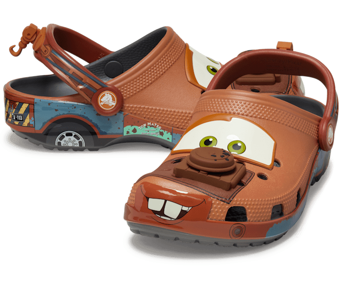 CLASSIC AND PIXAR CARS�� MATER CLOG