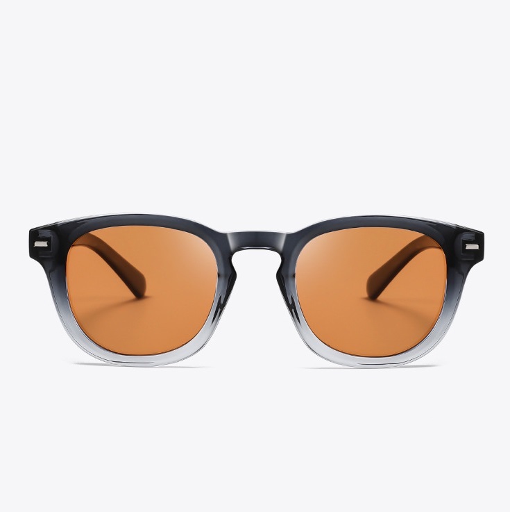 Iolanthe-Round polarized sunglasses can be customized with optical prescription lenses