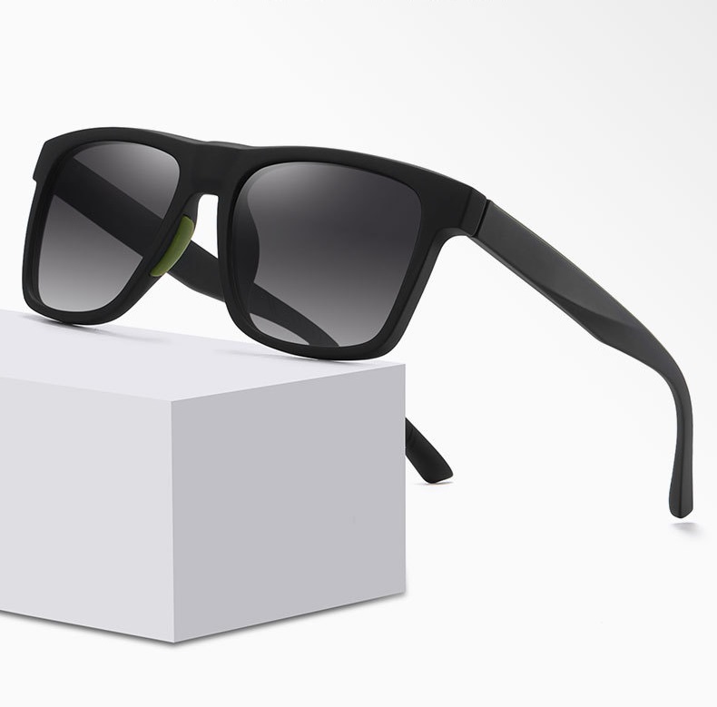 Beau-Fashionable polarized sunglasses