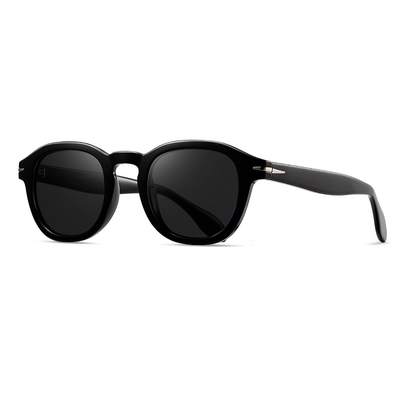 Iola-Round polarized sunglasses can be customized with optical prescription lenses