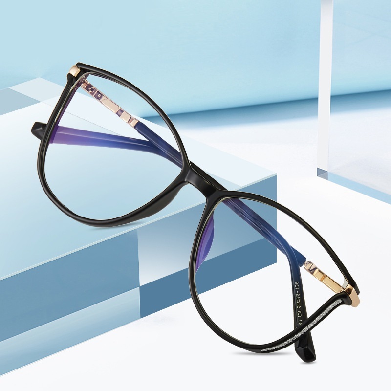 Brenda-Plain lens glasses are available with prescription optical lenses